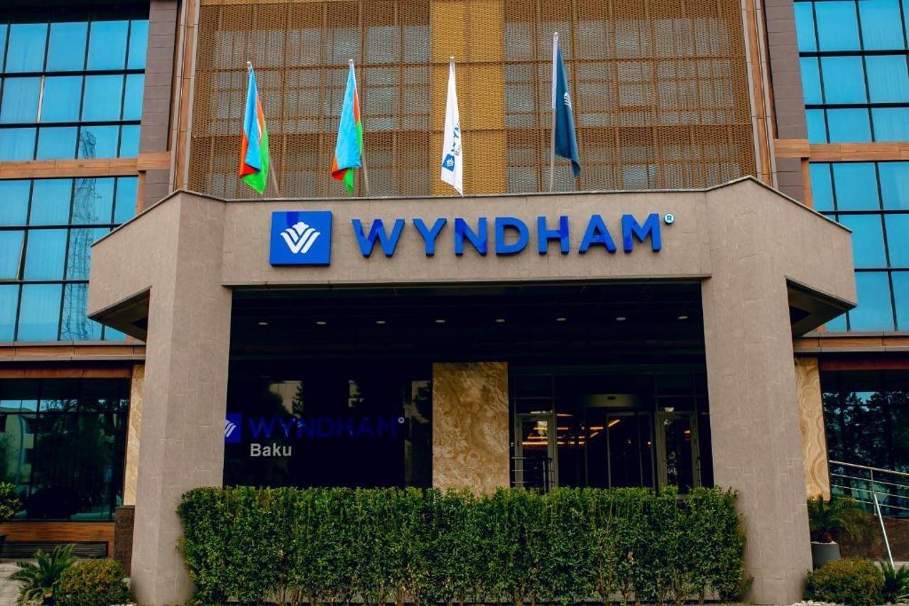 מלון Wyndham באקו מראה חיצוני תמונה